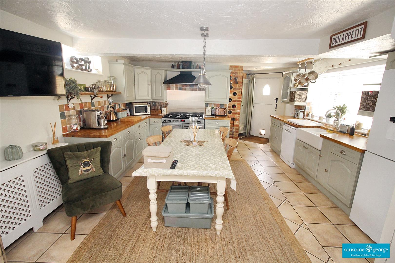 Chapel Hill, Tilehurst, Reading